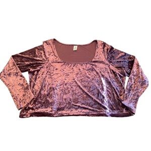 𝅺ABOUND vibrant purple velvety long sleeve crop